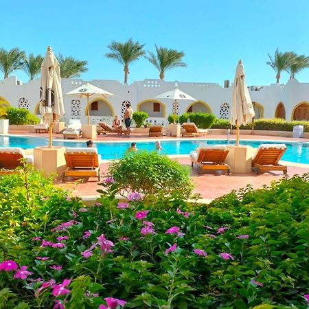 Hotel Domina Coral Bay Prestige Sharm El-Sheikh Exterior foto